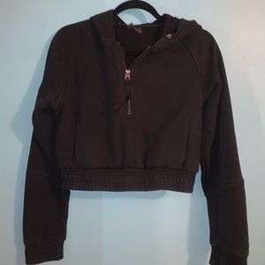 Gymshark - Cropped Black Hoodie